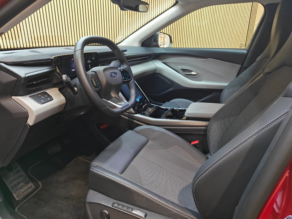 Ford Explorer 79 Select Extended Range AWD 5d