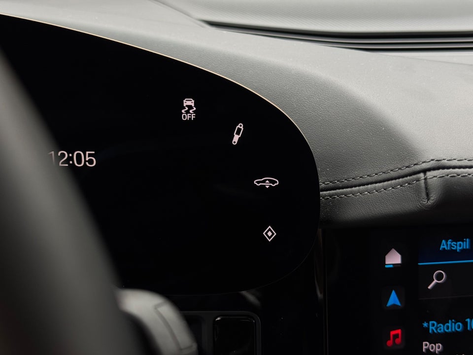 Porsche Taycan Performance+ 4d