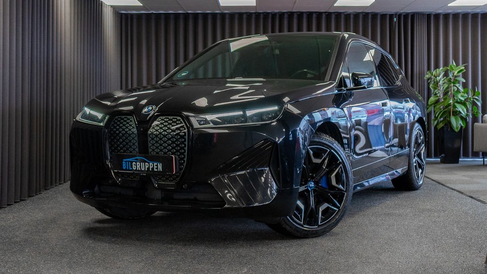 BMW iX xDrive40 Sport 5d