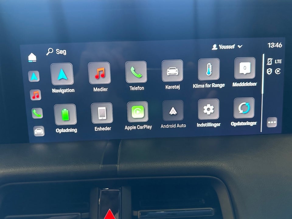 Porsche Taycan Performance+ 4d