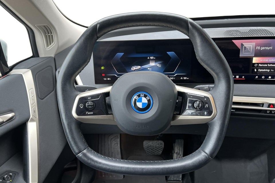 BMW iX xDrive40 5d