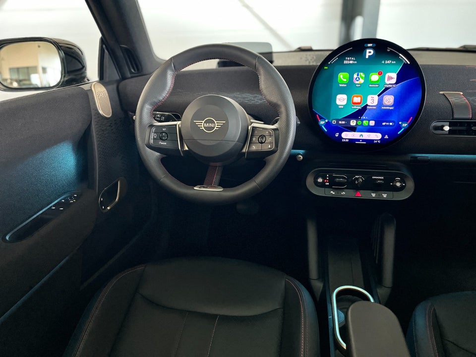 MINI Cooper E JCW Trim XL 3d