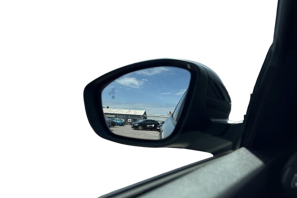Peugeot 2008 1,2 PureTech 100 Allure 5d