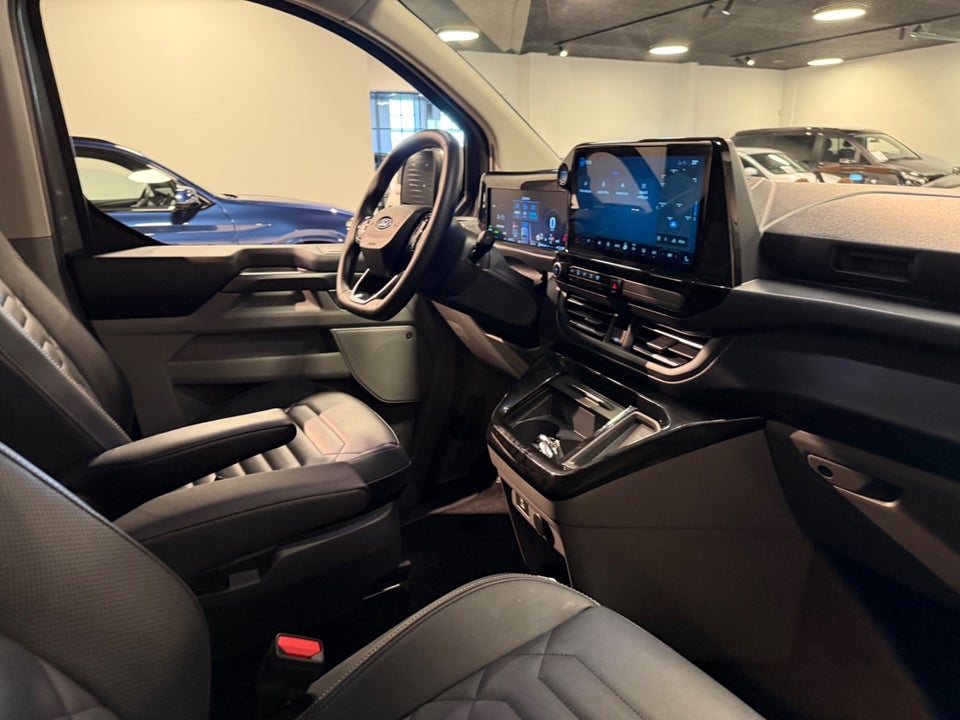 Ford Tourneo Custom 340 L2 2,5 PHEV Titanium X CVT