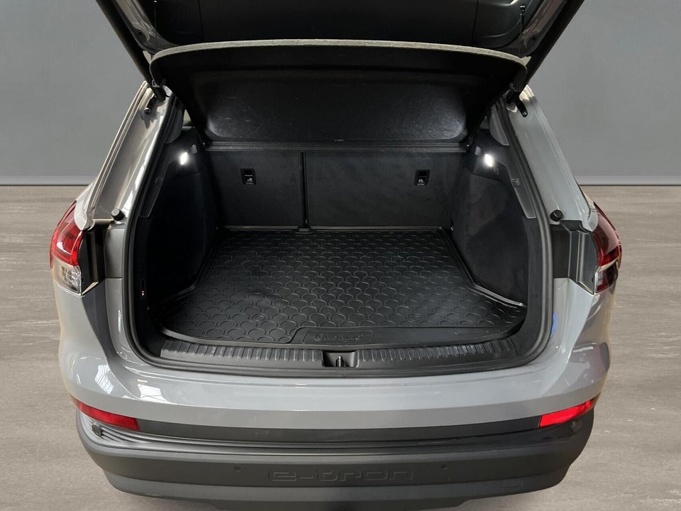 Audi Q4 e-tron 40  5d