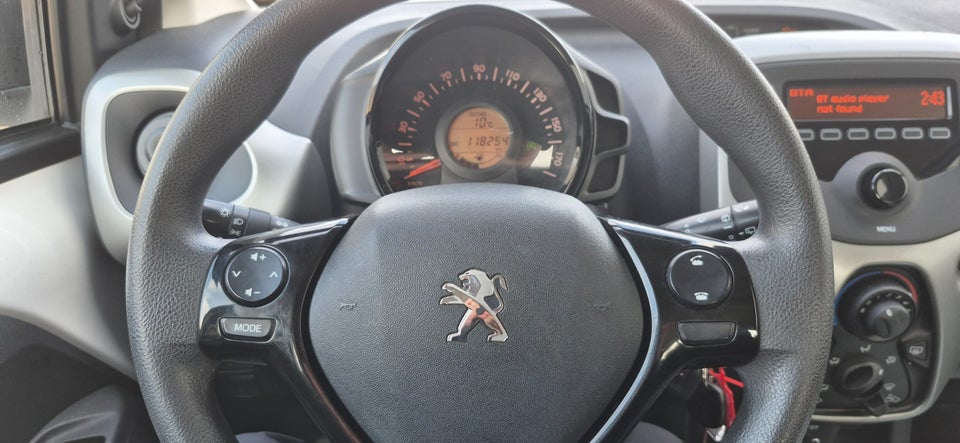 Peugeot 108 1,0 e-VTi 69 Allure 5d