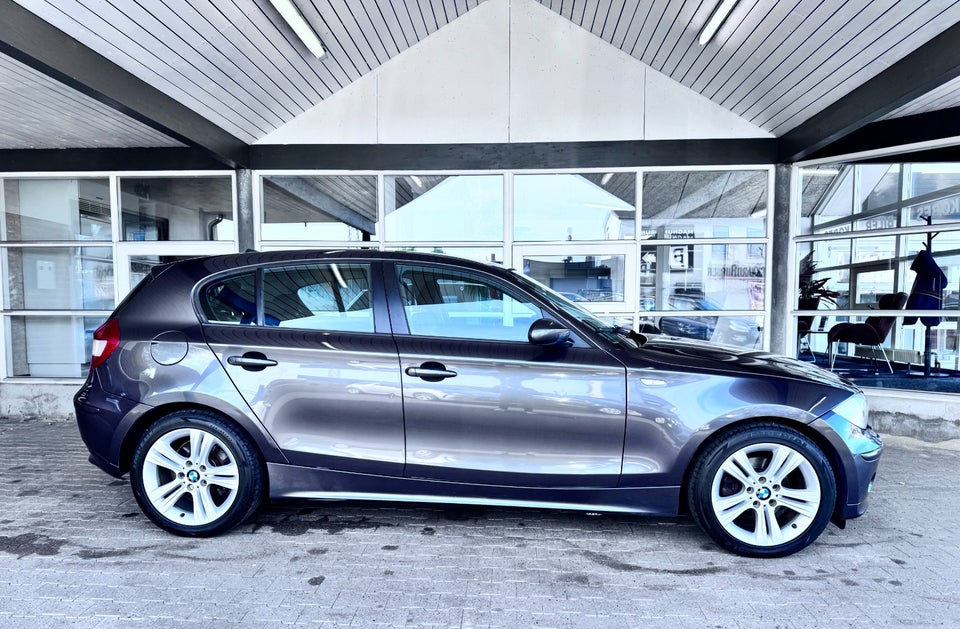 BMW 120d 2,0 Advantage 5d