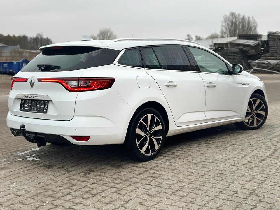 Renault Megane IV 1,5 dCi 115 Bose Edition Sport Tourer EDC 5d