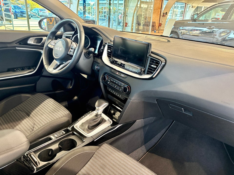 Kia XCeed 1,6 PHEV Prestige DCT 5d