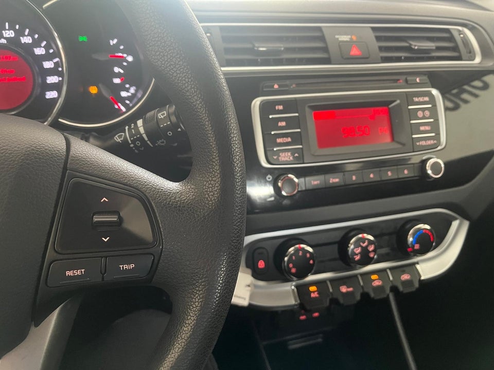 Kia Rio 1,2 CVVT Active 5d