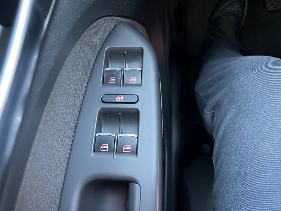 VW Touran 1,4 TSi 140 Comfortline 5d