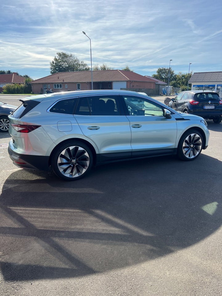 Skoda Enyaq 80 iV Suite 5d