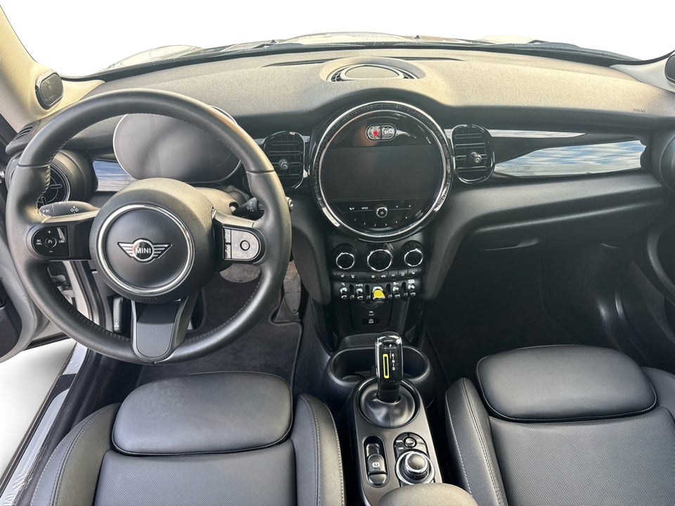 MINI Cooper SE Maximise 3d