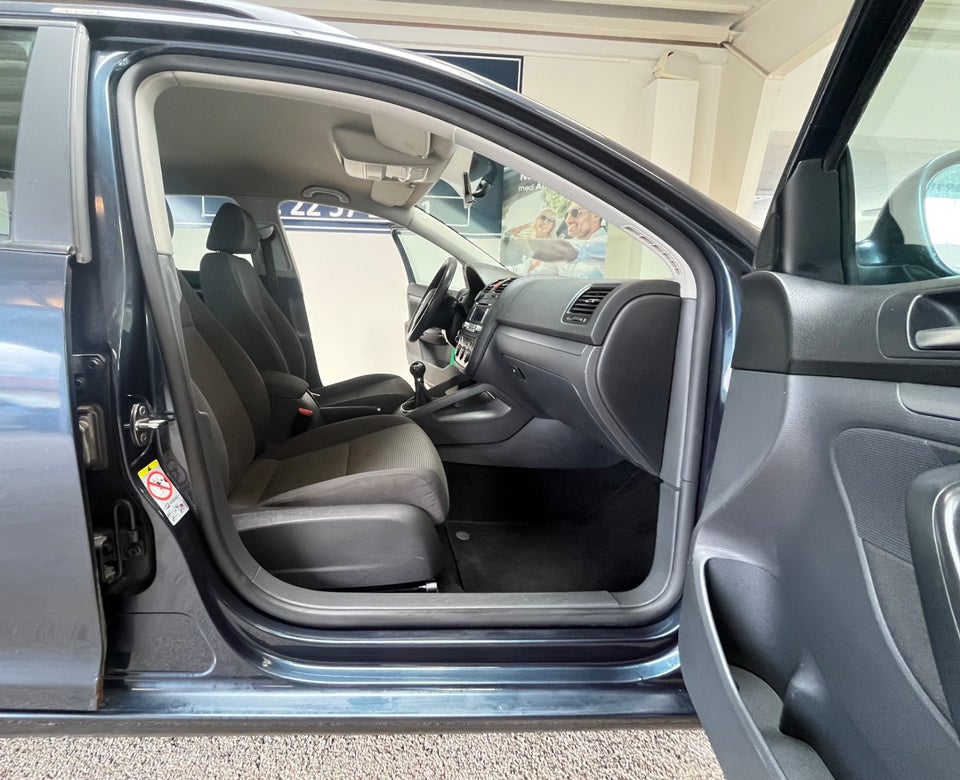 VW Golf V 1,4 TSi 122 Trendline Variant 5d