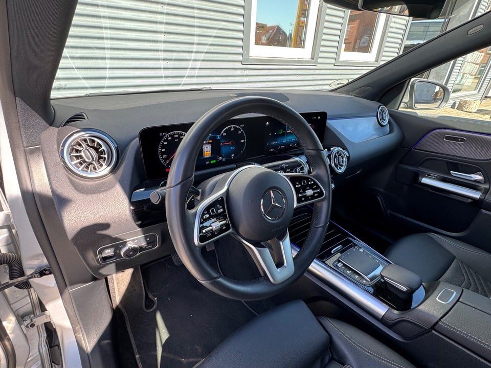 Mercedes EQA250+ Progressive 5d