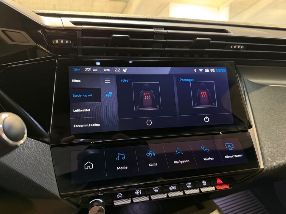 Peugeot e-308 54 GT SW 5d