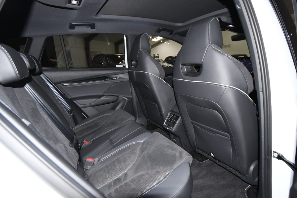 Skoda Enyaq 85x iV Sportline 5d