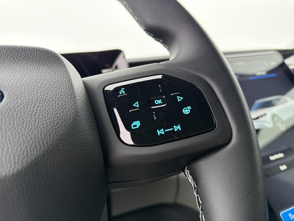 Ford Capri 77 Select Extended Range 5d