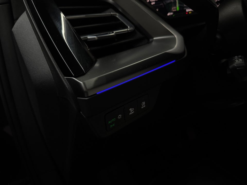 Audi Q4 e-tron 55 S-line Sportback quattro 5d