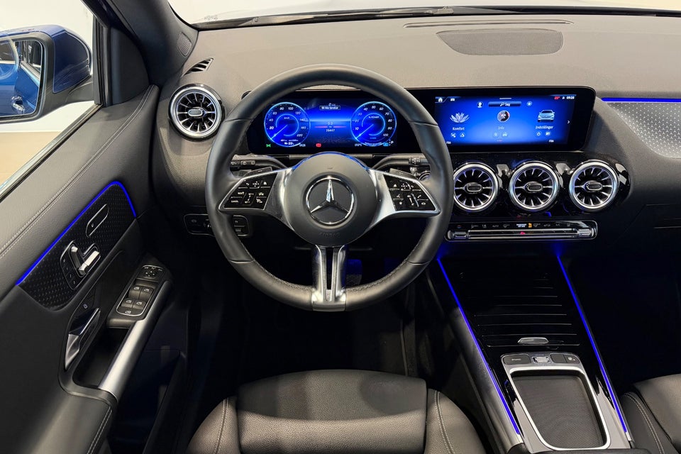 Mercedes EQA300 Progressive 4Matic 5d