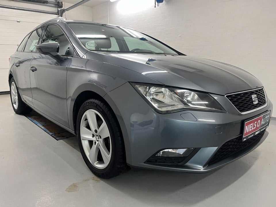 Seat Leon 1,6 TDi 110 Style DSG 5d