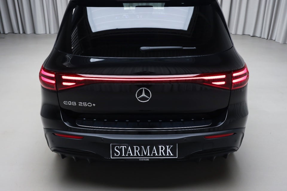 Mercedes EQB250+ AMG Premium 5d