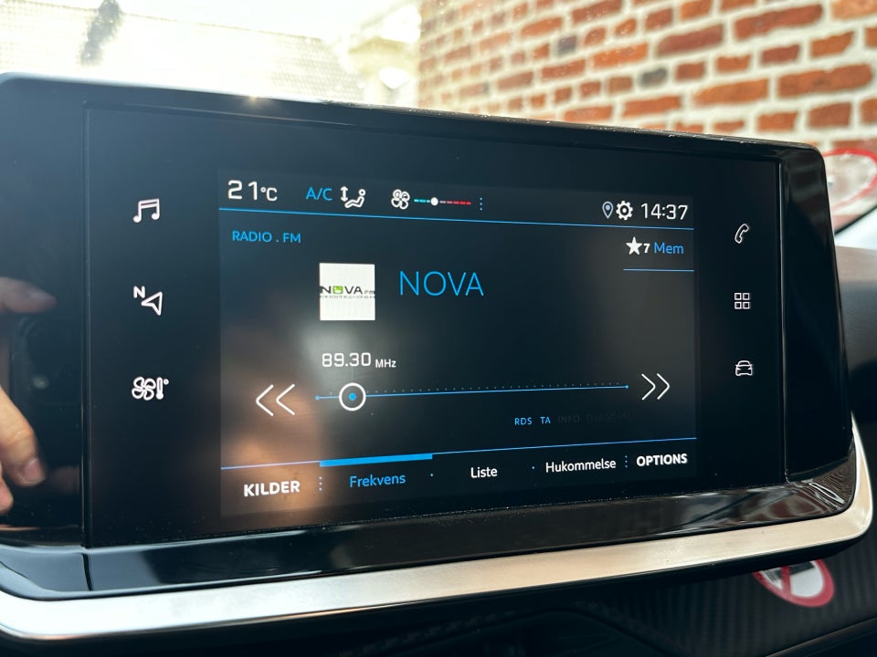 Peugeot 208 1,2 PureTech 75 Style 5d