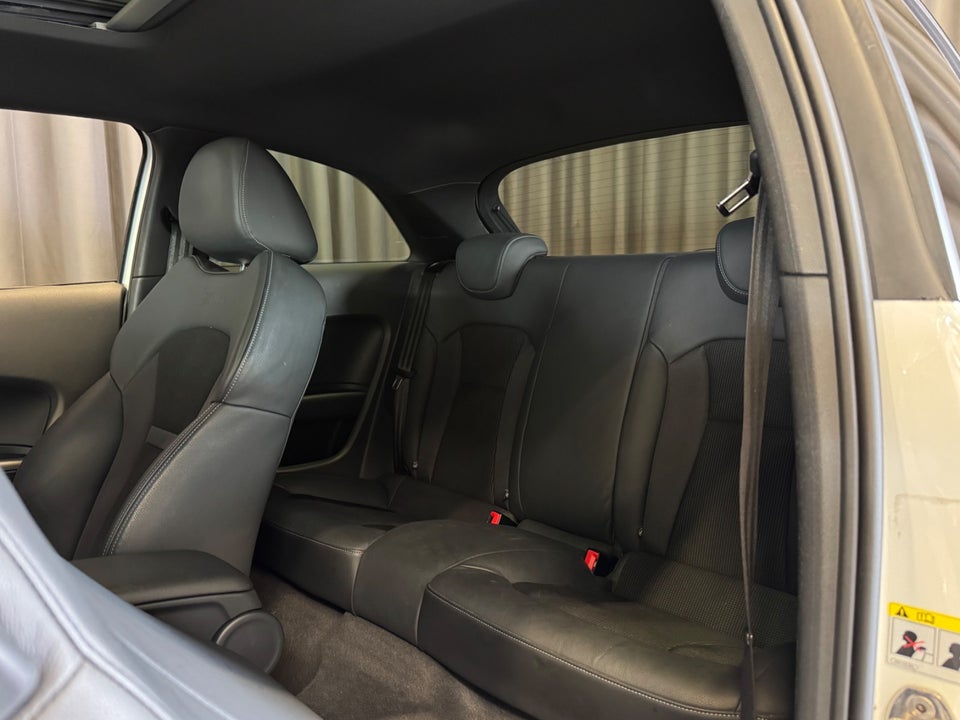 Audi A1 1,4 TFSi 185 Ambition S-line S-tr. 3d