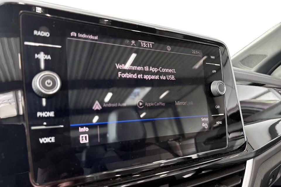 VW T-Roc 1,5 TSi 150 R-line Cabriolet DSG 2d