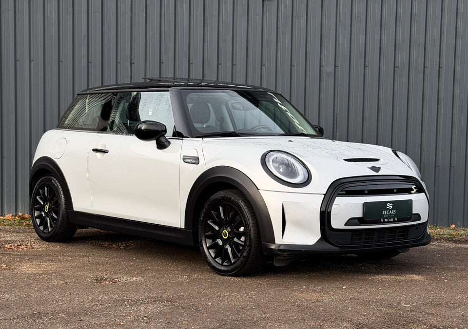 MINI Cooper SE Camden Edition 3d