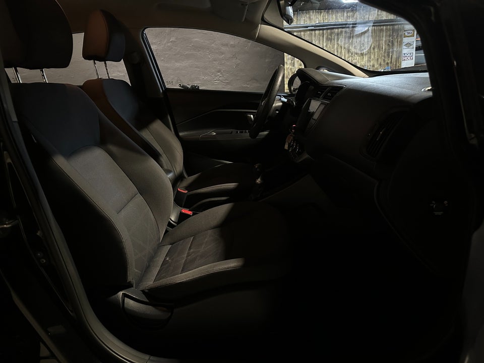 Kia Rio 1,2 CVVT Limited 5d