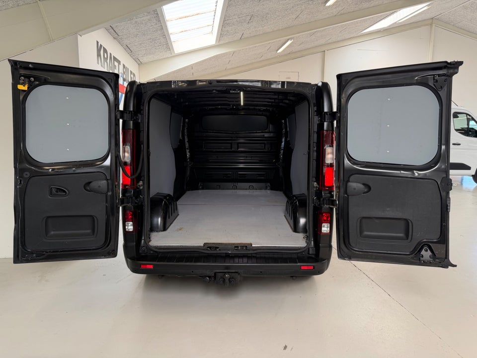 Renault Trafic T29 2,0 dCi 145 L2H1 EDC