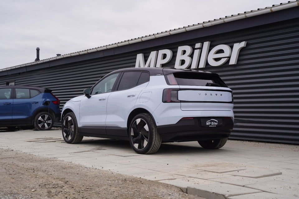 Volvo EX30 Extended Range Ultra 5d