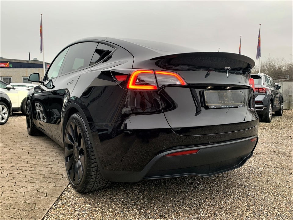 Tesla Model Y Performance AWD 5d