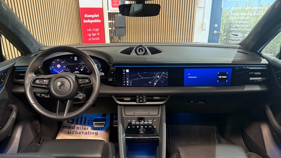 Porsche Macan Turbo 5d
