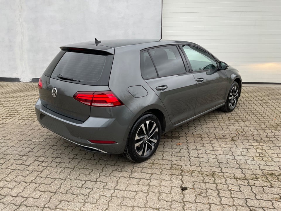 VW Golf VII 1,6 TDi 115 IQ.Drive DSG 5d