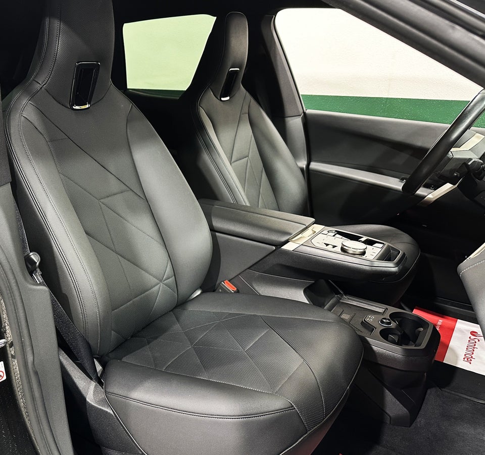BMW iX xDrive40 Sport 5d