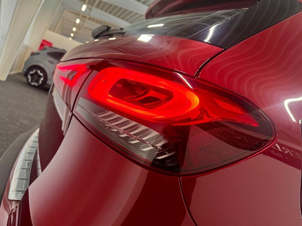 Mercedes EQA250 Progressive 5d