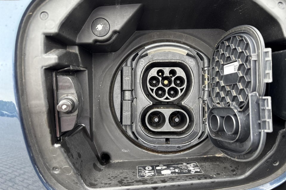 Mercedes EQA250 Progressive 5d