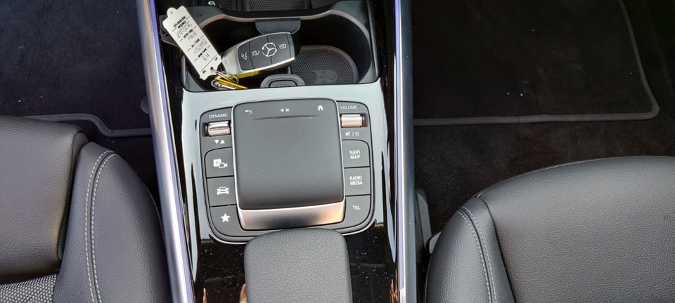 Mercedes EQA250+ Progressive 5d