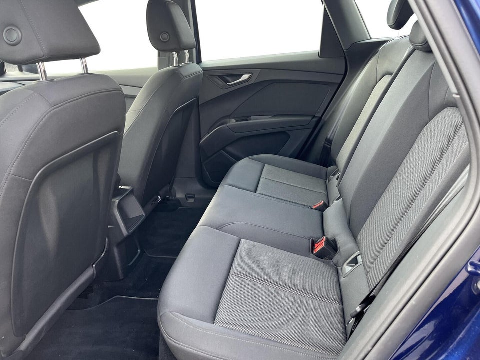 Audi Q4 e-tron 45 Progress 5d