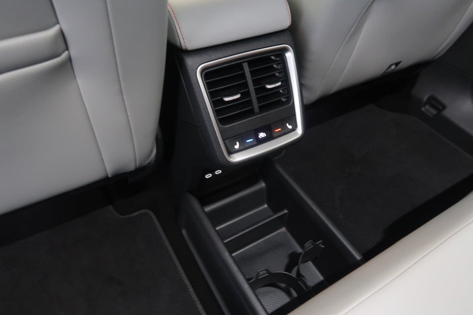 Skoda Elroq 85 iV Lodge Advanced 5d