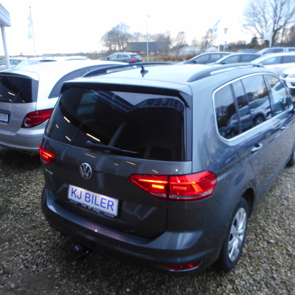 VW Touran 1,6 TDi 115 Comfortline 7prs 5d