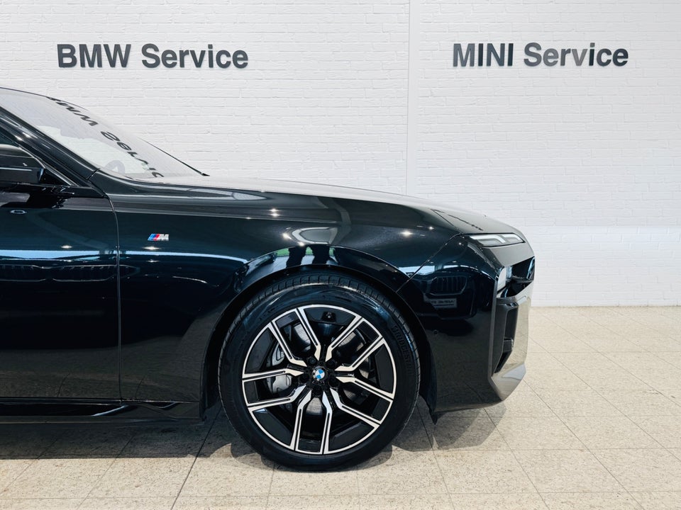 BMW i7 eDrive50 M-Sport 4d