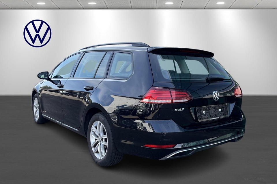 VW Golf VII 1,5 TSi 150 Comfortline Connect Variant DSG 5d