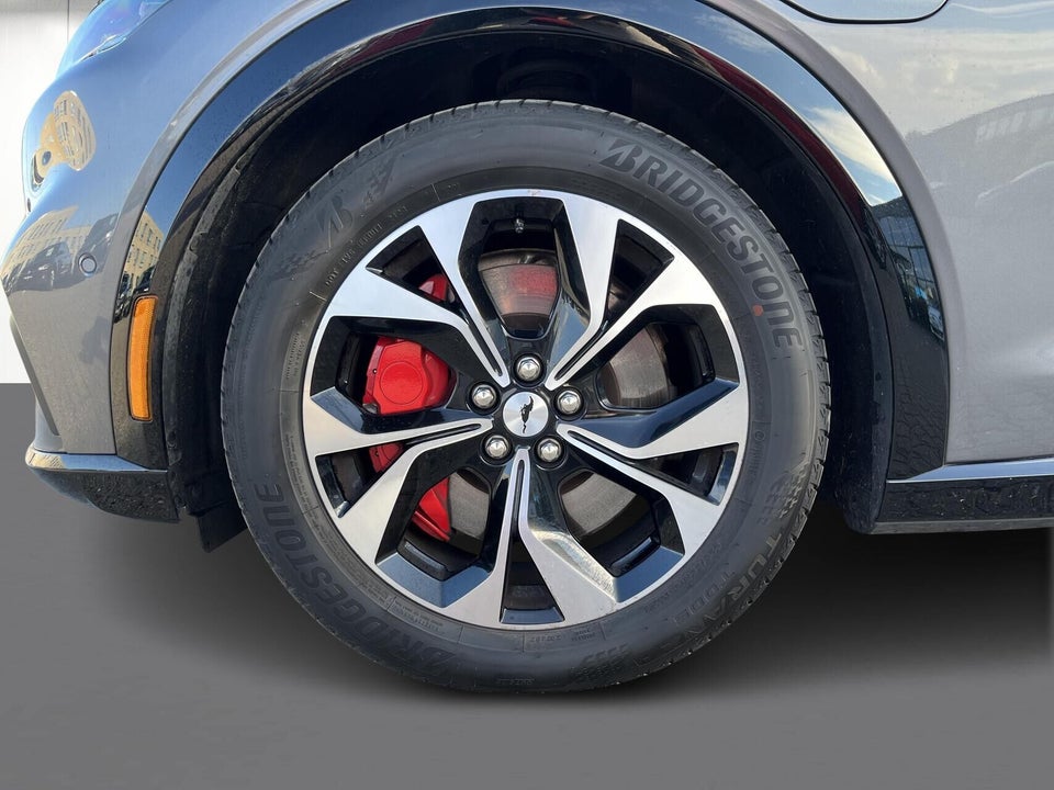 Ford Mustang Mach-E 98 Premium Extended Range AWD 5d