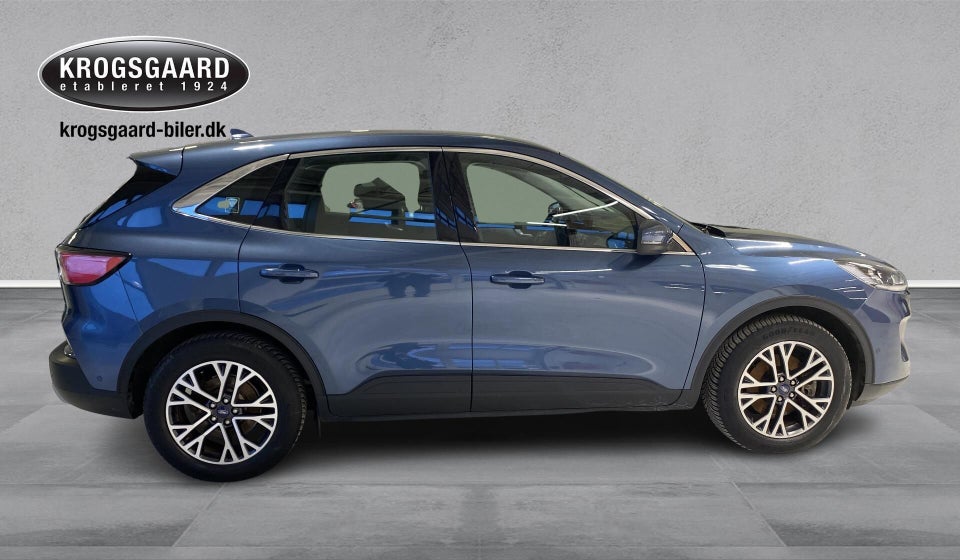 Ford Kuga 2,5 PHEV Titanium CVT 5d