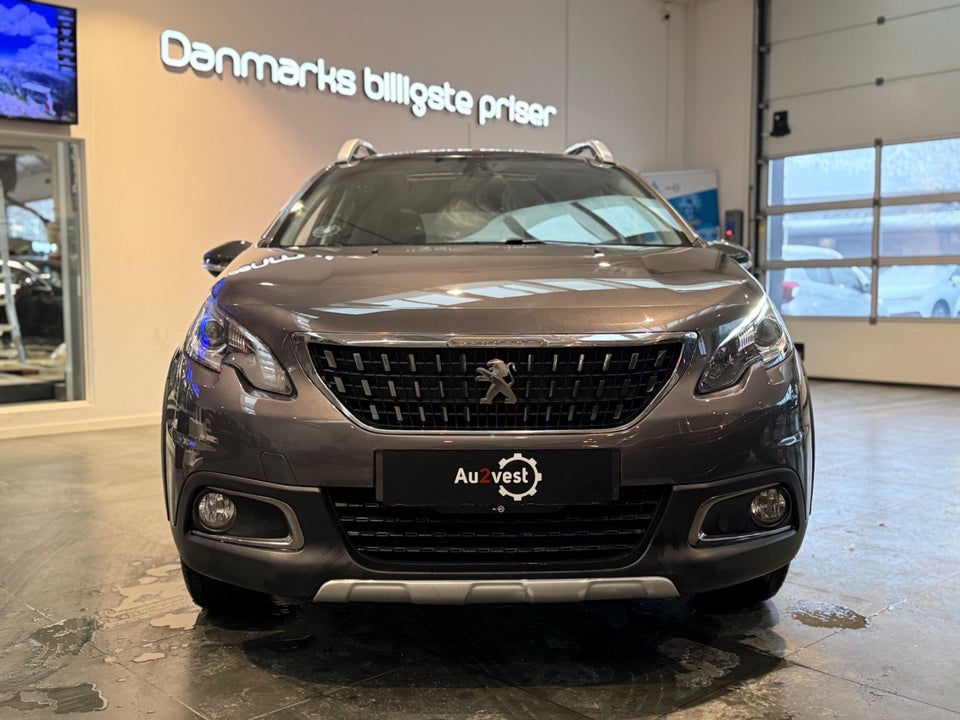 Peugeot 2008 1,2 e-THP 110 Allure Sky 5d