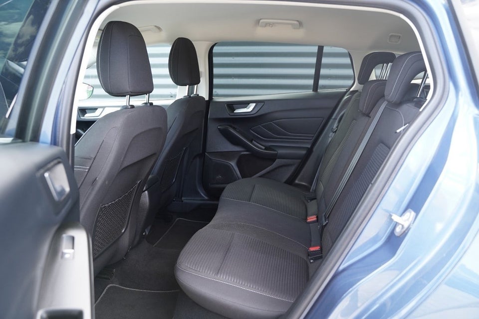 Ford Focus 1,0 EcoBoost mHEV Titanium 5d