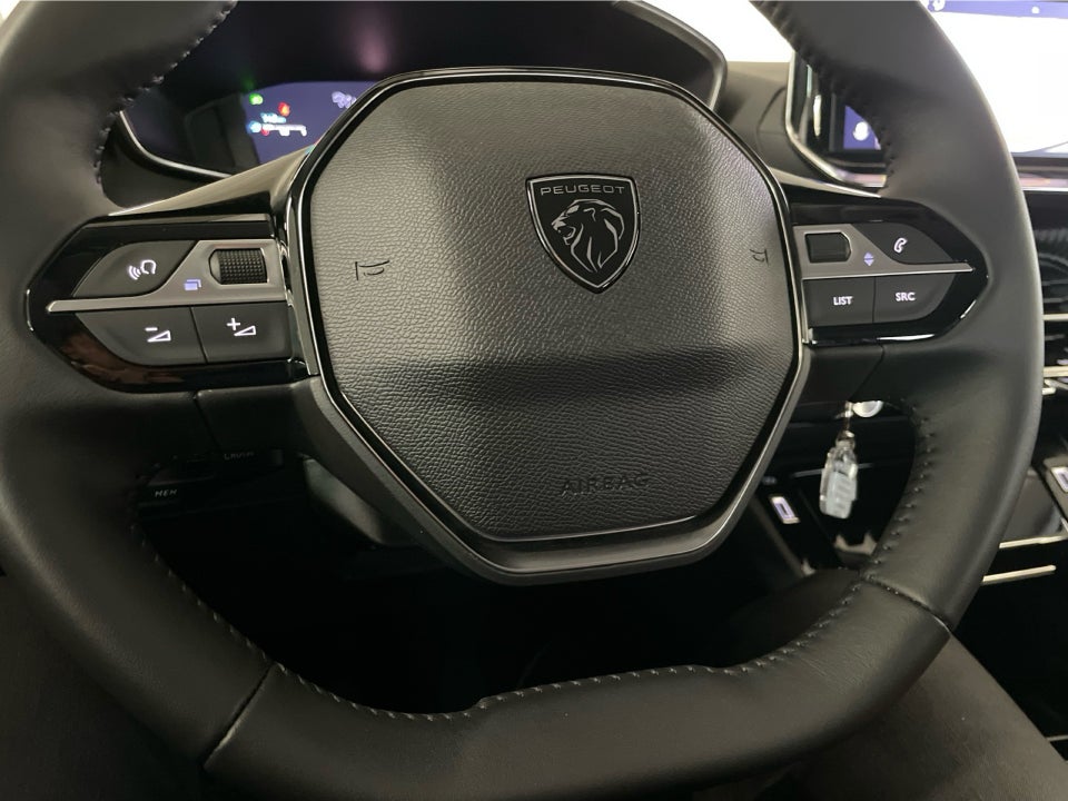 Peugeot 208 1,2 PureTech 100 Allure+ 5d